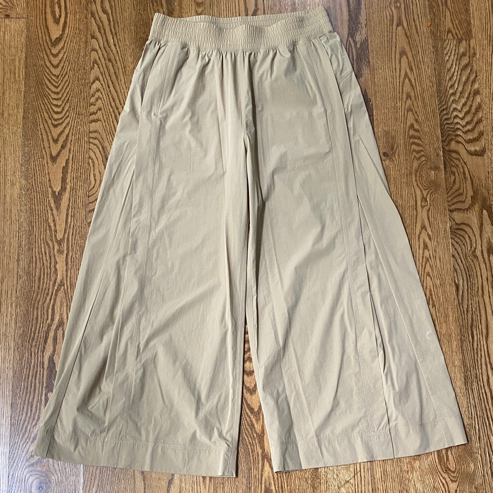 Zyia active workflow pants pull on comfort khaki wide leg minimalist high rise L